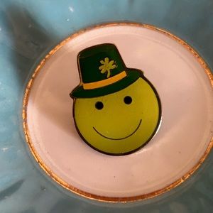 Vintage Irish Smilie Face Tak Pin